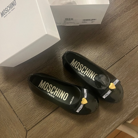 Moschino kid shoe - Picture 2 of 5